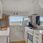 3 Bedroom Lovely In * למביג